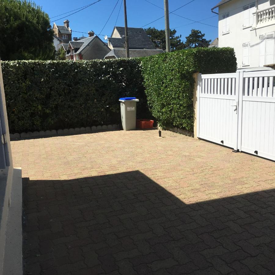 Baie Mt St Michel , Jullouville , Villa Caprice Rdc , 50 M Mer ,7 Pers , Pres Plage Dday Exterior foto